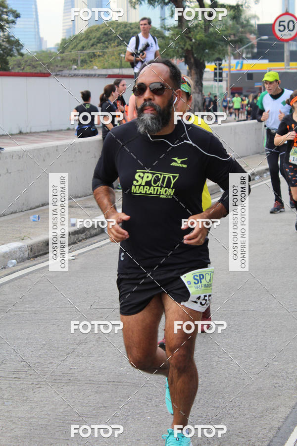 Compra tus fotos del eventoSP City Marathon En Fotop