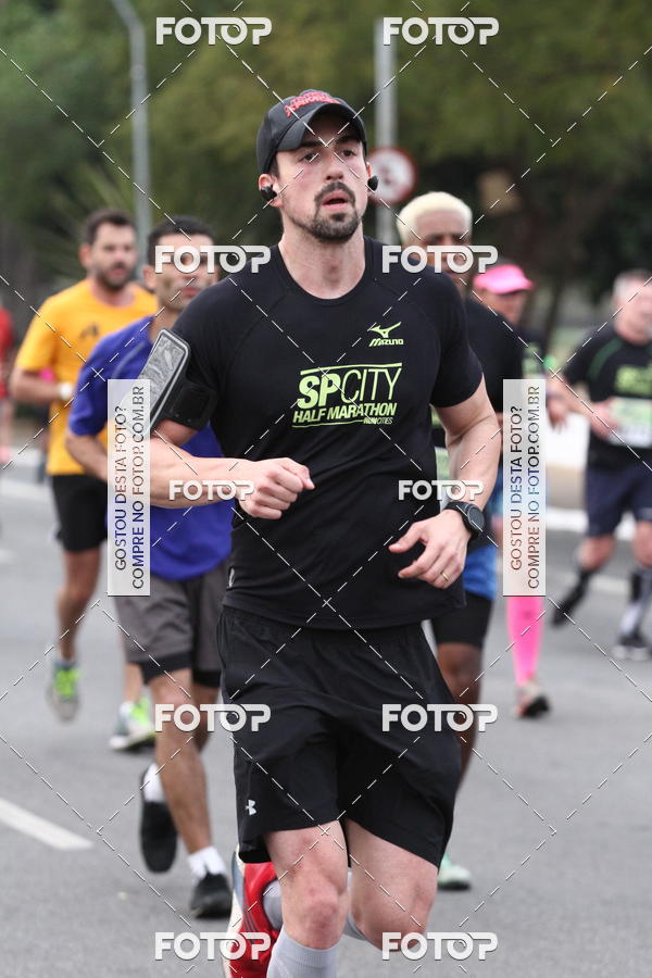 Buy your photos of the eventSP City Marathon on Fotop