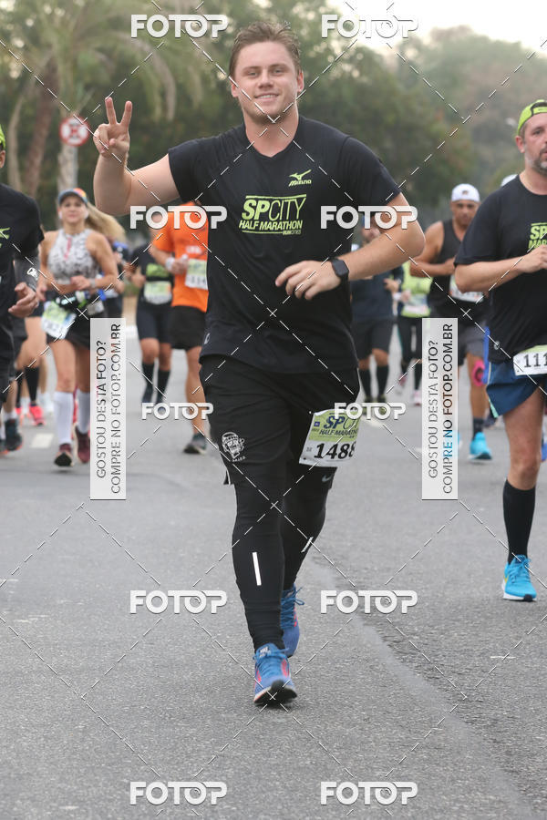 Buy your photos of the eventSP City Marathon on Fotop