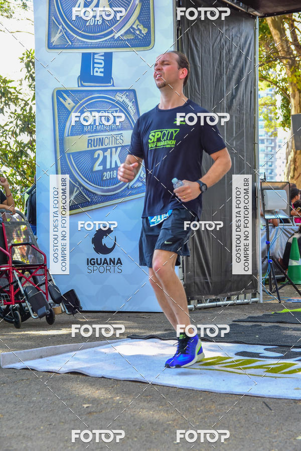Buy your photos of the eventSP City Marathon on Fotop
