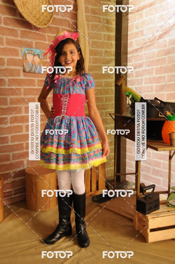 Buy your photos of the eventFESTA JUNINA CURUMIM on Fotop