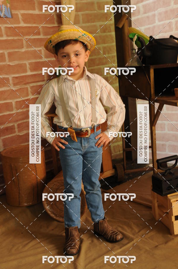 Buy your photos of the eventFESTA JUNINA CURUMIM on Fotop