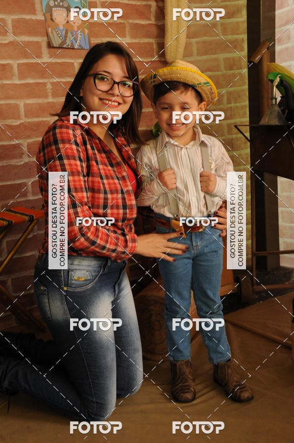 Buy your photos of the eventFESTA JUNINA CURUMIM on Fotop