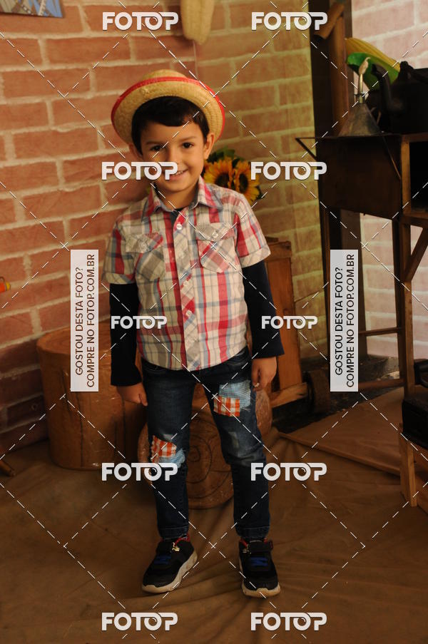 Buy your photos of the eventFESTA JUNINA CURUMIM on Fotop