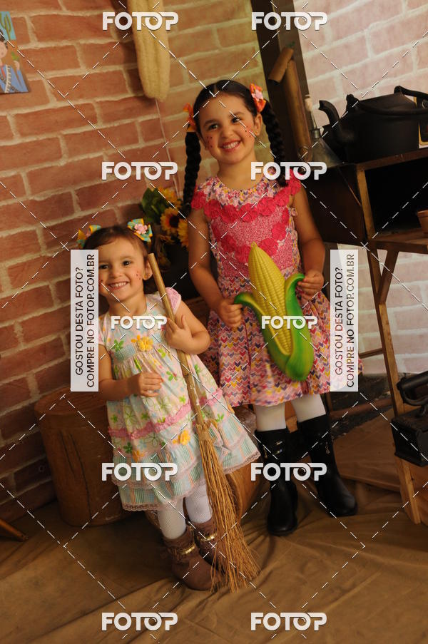 Buy your photos of the eventFESTA JUNINA CURUMIM on Fotop