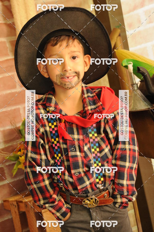 Buy your photos of the eventFESTA JUNINA CURUMIM on Fotop