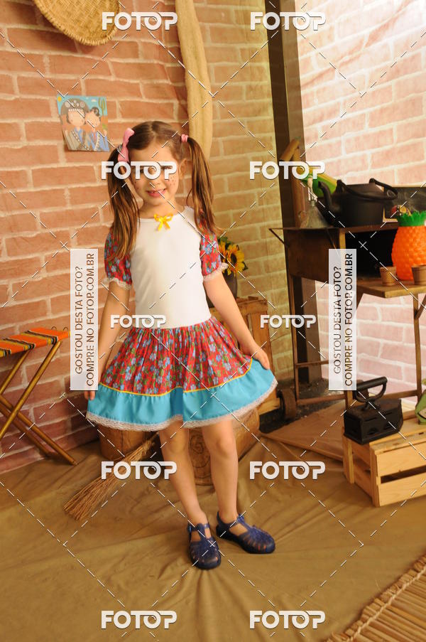Buy your photos of the eventFESTA JUNINA CURUMIM on Fotop