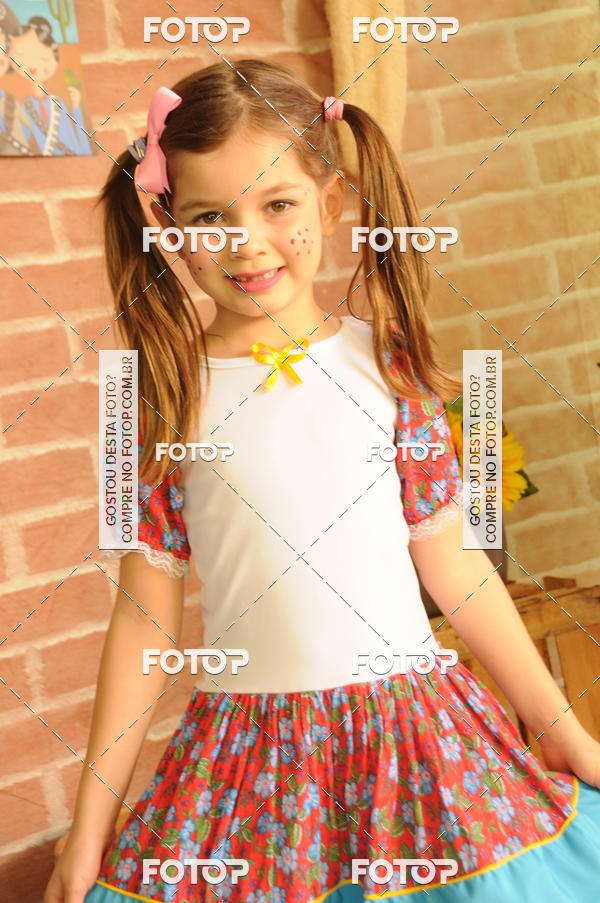 Buy your photos of the eventFESTA JUNINA CURUMIM on Fotop