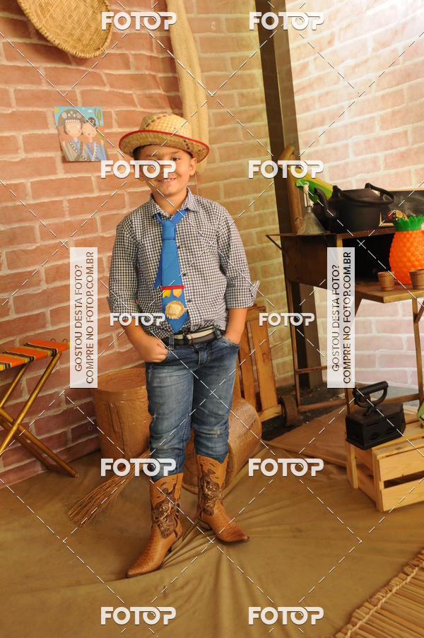 Buy your photos of the eventFESTA JUNINA CURUMIM on Fotop