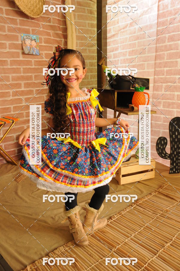 Buy your photos of the eventFESTA JUNINA CURUMIM on Fotop