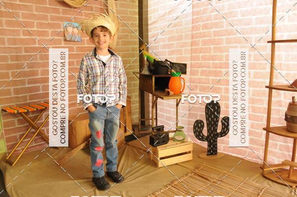 Buy your photos of the eventFESTA JUNINA CURUMIM on Fotop