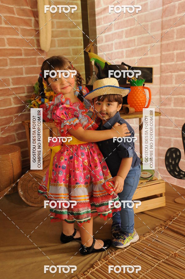 Buy your photos of the eventFESTA JUNINA CURUMIM on Fotop