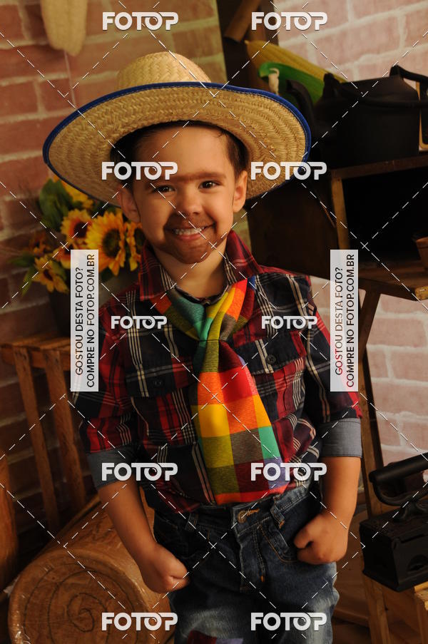 Buy your photos of the eventFESTA JUNINA CURUMIM on Fotop