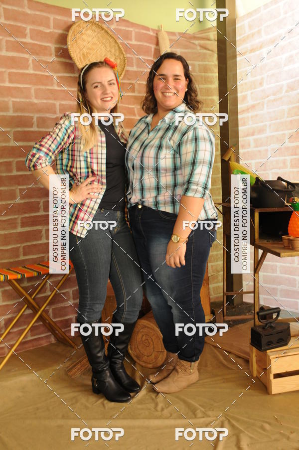 Buy your photos of the eventFESTA JUNINA CURUMIM on Fotop