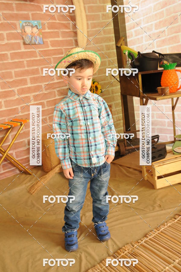 Buy your photos of the eventFESTA JUNINA CURUMIM on Fotop