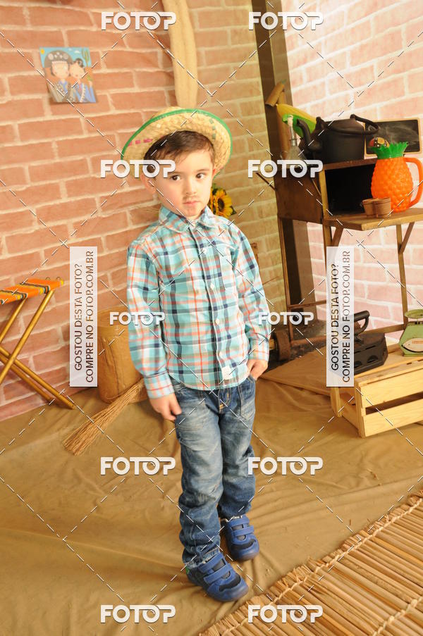 Buy your photos of the eventFESTA JUNINA CURUMIM on Fotop