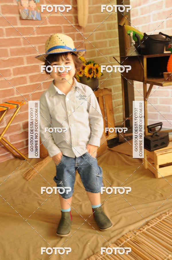 Buy your photos of the eventFESTA JUNINA CURUMIM on Fotop