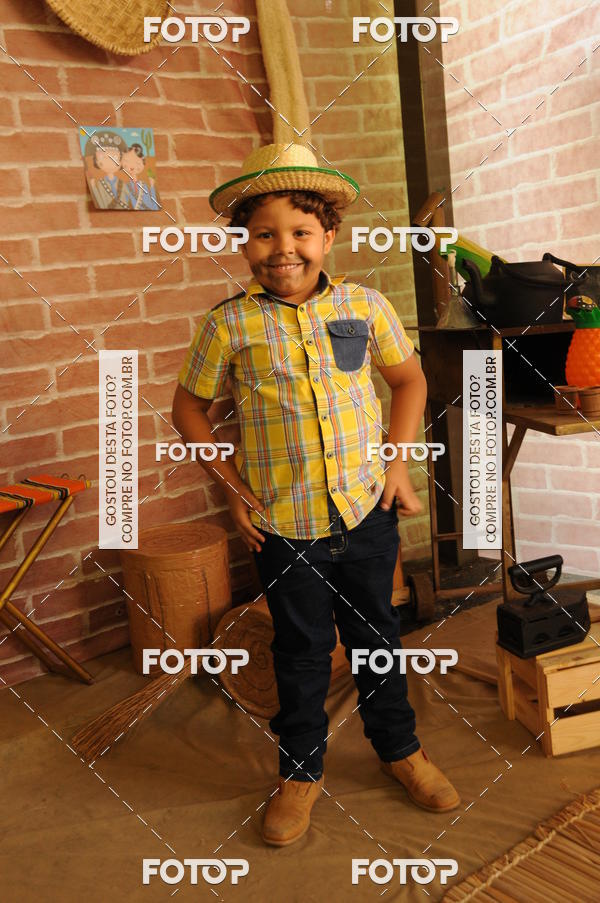 Buy your photos of the eventFESTA JUNINA CURUMIM on Fotop