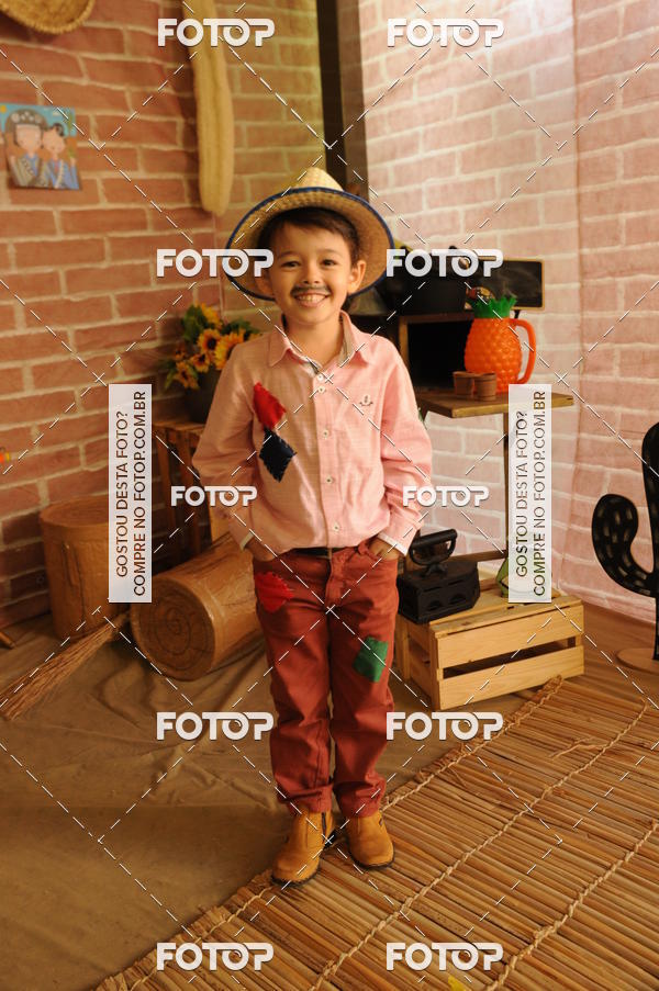 Buy your photos of the eventFESTA JUNINA CURUMIM on Fotop