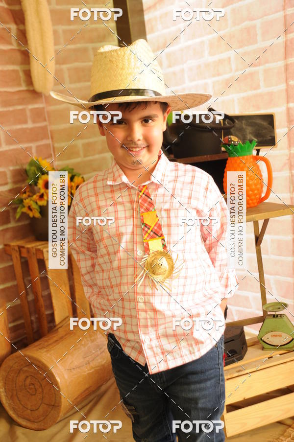 Buy your photos of the eventFESTA JUNINA CURUMIM on Fotop