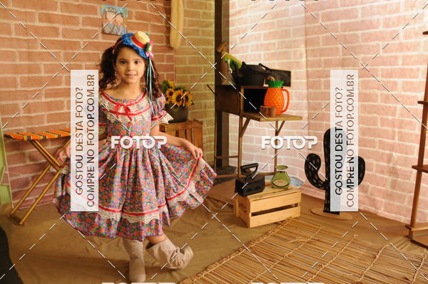 Buy your photos of the eventFESTA JUNINA CURUMIM on Fotop