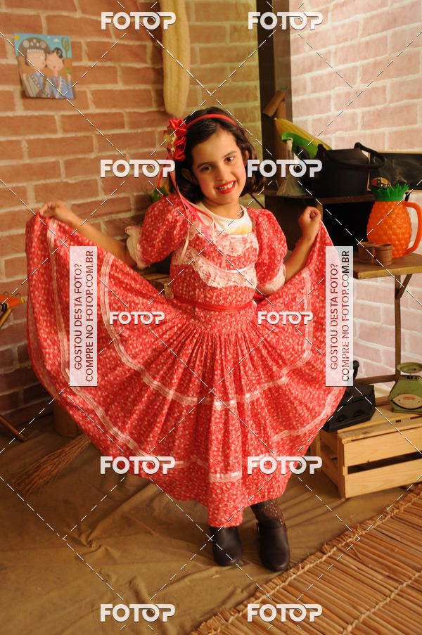 Buy your photos of the eventFESTA JUNINA CURUMIM on Fotop
