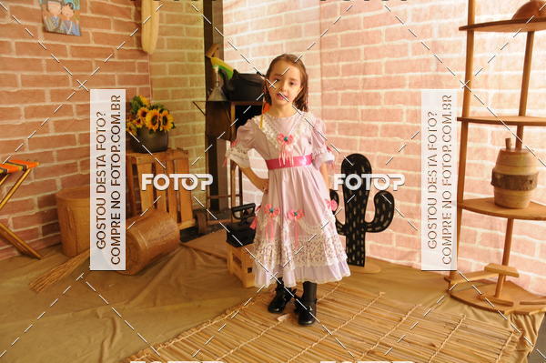 Buy your photos of the eventFESTA JUNINA CURUMIM on Fotop