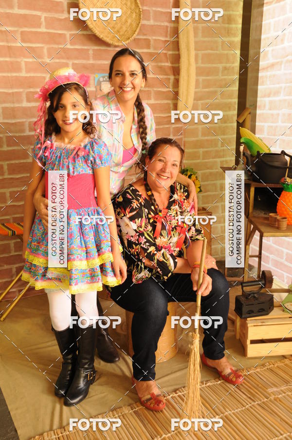 Buy your photos of the eventFESTA JUNINA CURUMIM on Fotop