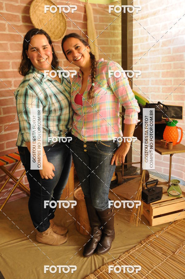 Buy your photos of the eventFESTA JUNINA CURUMIM on Fotop