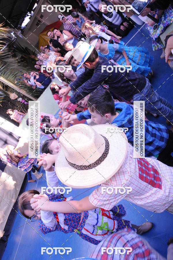 Buy your photos of the eventFESTA JUNINA CURUMIM on Fotop
