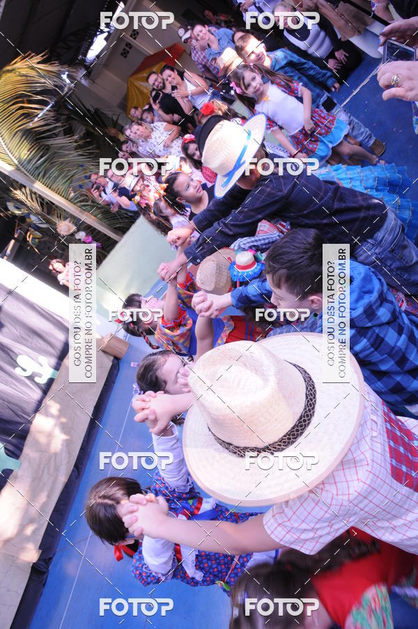 Buy your photos of the eventFESTA JUNINA CURUMIM on Fotop