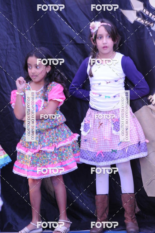 Buy your photos of the eventFESTA JUNINA CURUMIM on Fotop