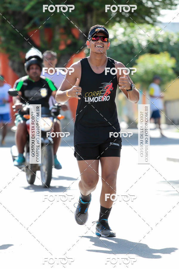 Buy your photos of the eventTreino Comemorativo - 1 ano do Corre Limoeiro on Fotop