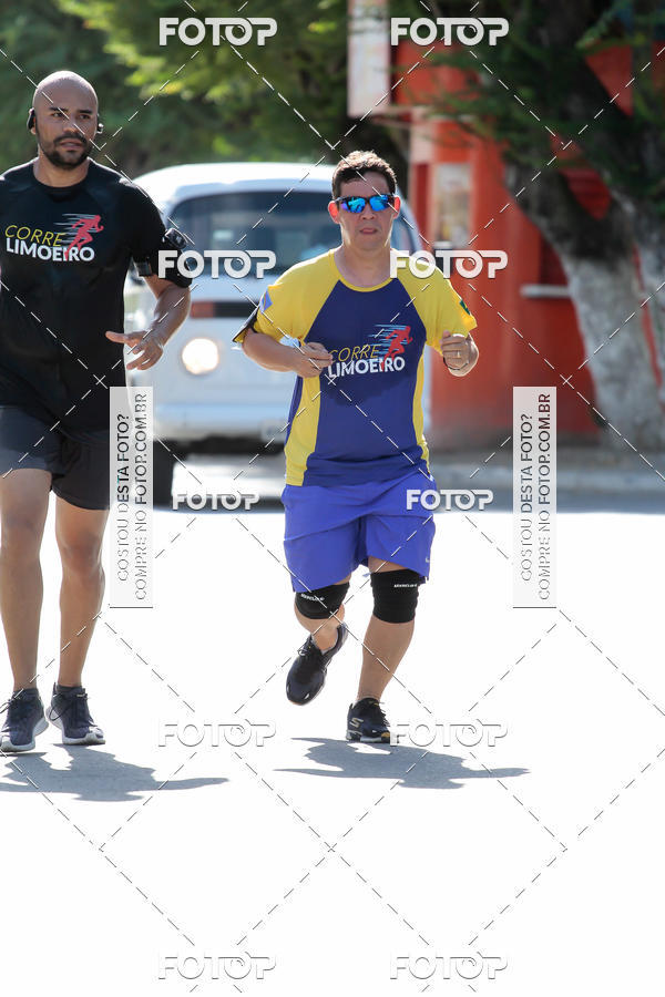 Buy your photos of the eventTreino Comemorativo - 1 ano do Corre Limoeiro on Fotop
