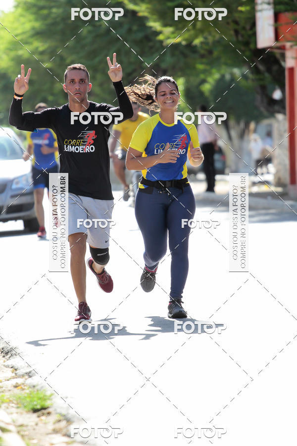 Buy your photos of the eventTreino Comemorativo - 1 ano do Corre Limoeiro on Fotop