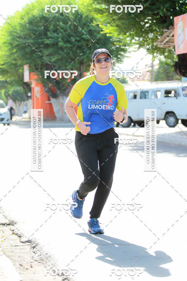 Buy your photos of the eventTreino Comemorativo - 1 ano do Corre Limoeiro on Fotop