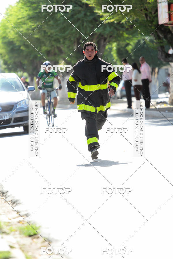 Buy your photos of the eventTreino Comemorativo - 1 ano do Corre Limoeiro on Fotop