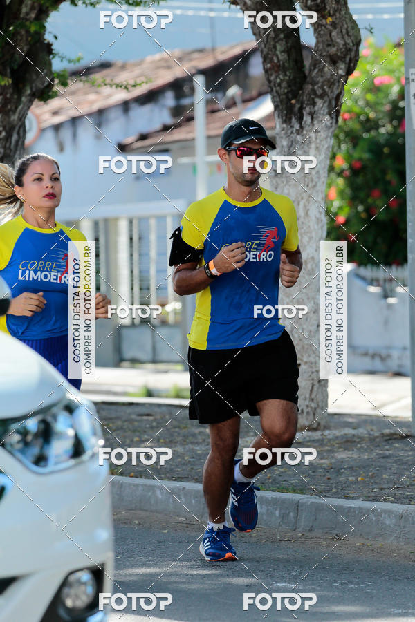 Buy your photos of the eventTreino Comemorativo - 1 ano do Corre Limoeiro on Fotop