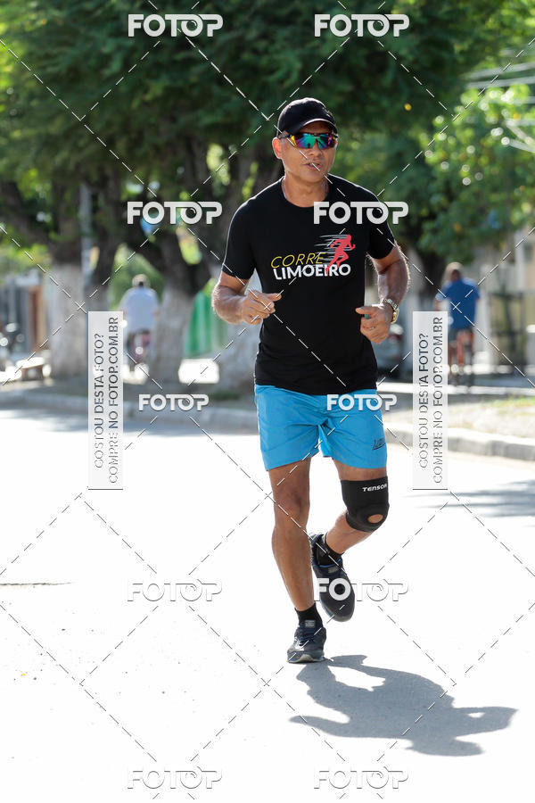 Buy your photos of the eventTreino Comemorativo - 1 ano do Corre Limoeiro on Fotop