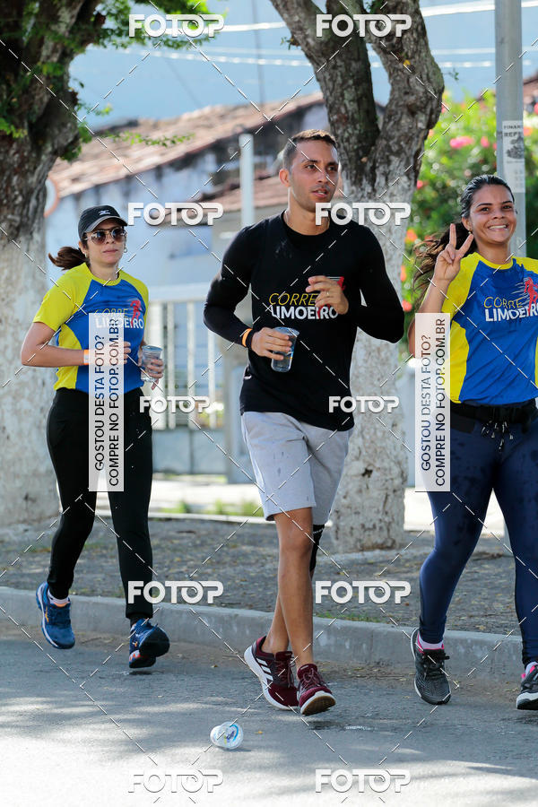 Buy your photos of the eventTreino Comemorativo - 1 ano do Corre Limoeiro on Fotop