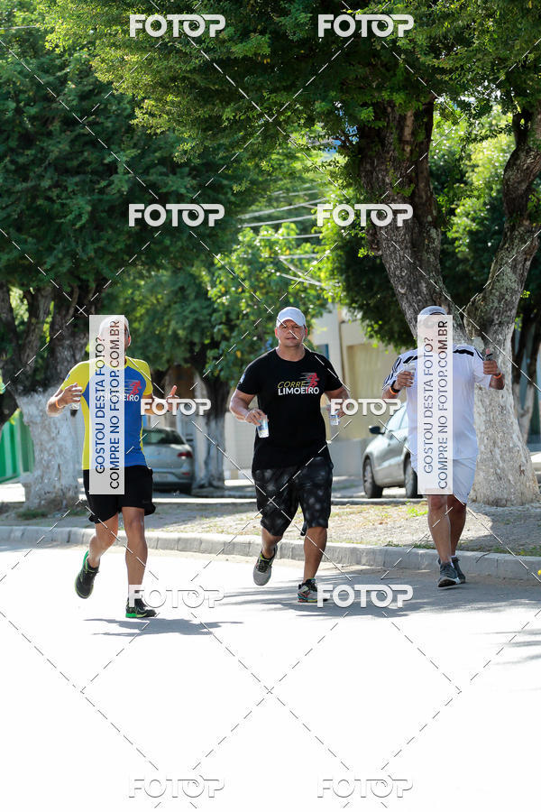 Buy your photos of the eventTreino Comemorativo - 1 ano do Corre Limoeiro on Fotop