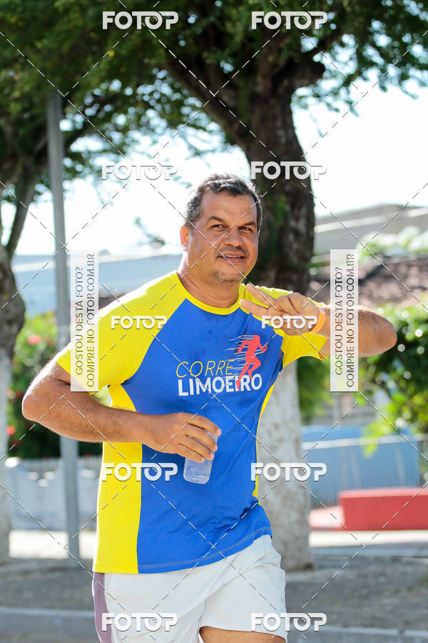 Buy your photos of the eventTreino Comemorativo - 1 ano do Corre Limoeiro on Fotop