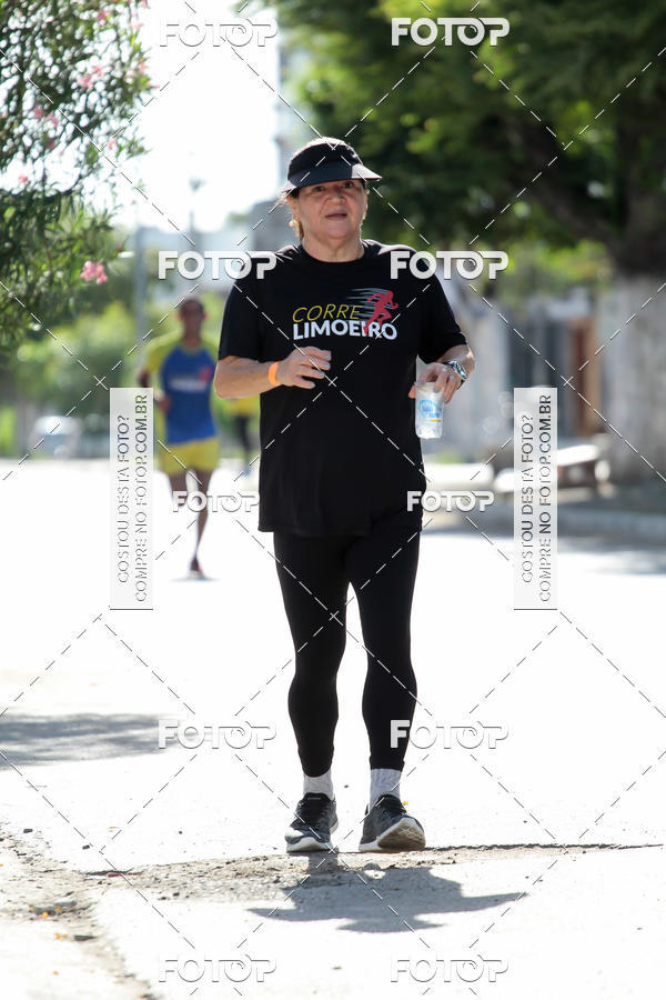 Buy your photos of the eventTreino Comemorativo - 1 ano do Corre Limoeiro on Fotop
