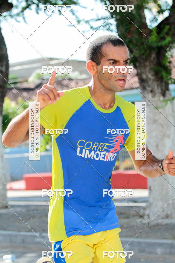 Buy your photos of the eventTreino Comemorativo - 1 ano do Corre Limoeiro on Fotop
