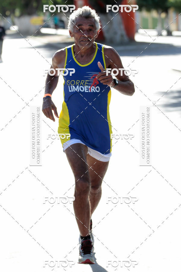Buy your photos of the eventTreino Comemorativo - 1 ano do Corre Limoeiro on Fotop