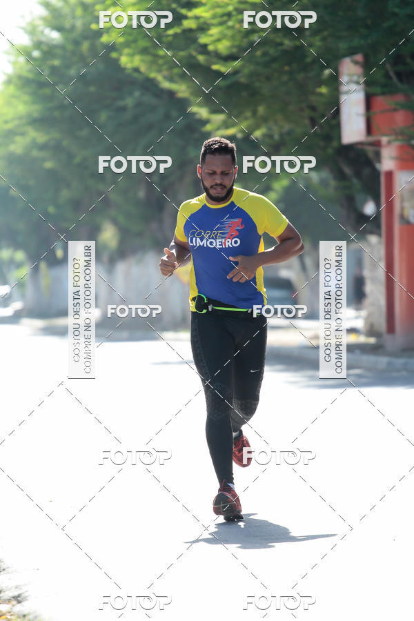Buy your photos of the eventTreino Comemorativo - 1 ano do Corre Limoeiro on Fotop