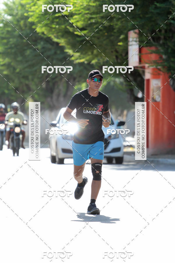 Buy your photos of the eventTreino Comemorativo - 1 ano do Corre Limoeiro on Fotop