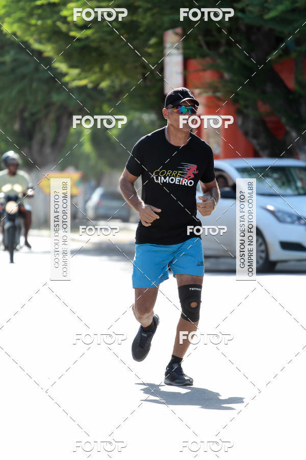 Buy your photos of the eventTreino Comemorativo - 1 ano do Corre Limoeiro on Fotop