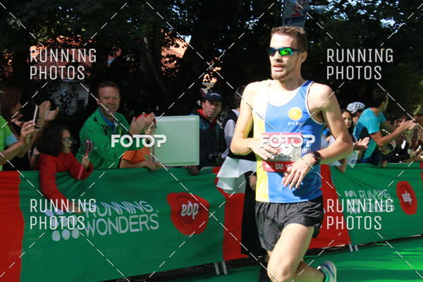 Buy your photos of the eventMeia Maratona Do 2017 on Fotop