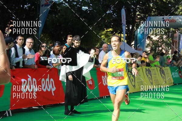 Buy your photos of the eventMeia Maratona Do 2017 on Fotop